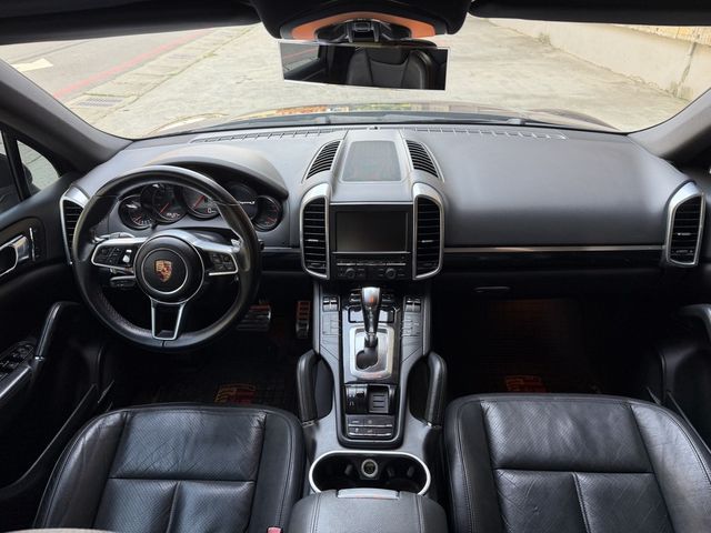 PORSCHE保時捷 CAYENNE  第5張相片