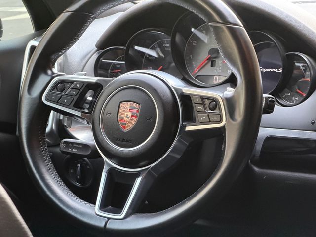 PORSCHE保時捷 CAYENNE  第7張相片