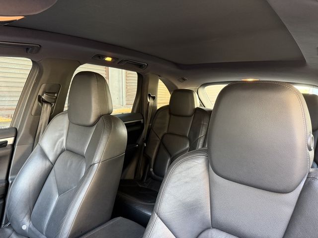 PORSCHE保時捷 CAYENNE  第8張相片