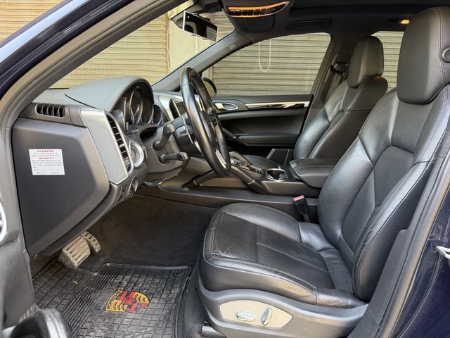 PORSCHE保時捷 CAYENNE  第15張相片