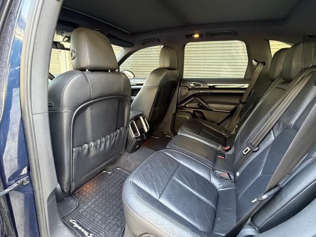 PORSCHE保時捷 CAYENNE  第19張相片