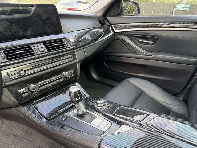 BMW寶馬 528I  第10張相片