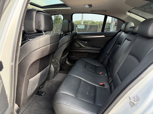 BMW寶馬 528I  第14張相片