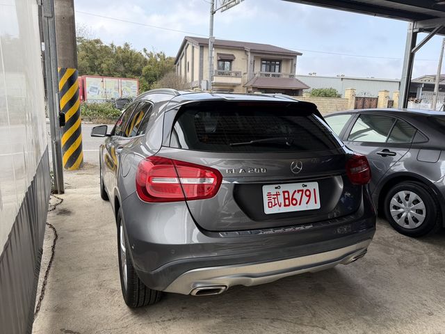 M-BENZ賓士 B180  第5張相片
