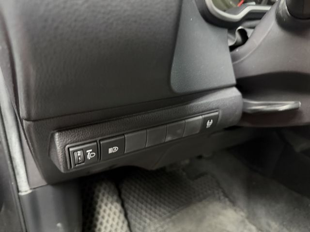 MAZDA馬自達 MAZDA 5  第3張相片