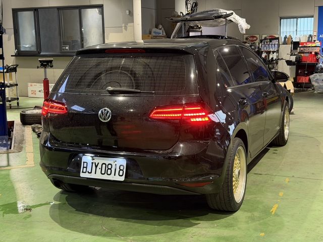 VOLKSWAGEN福斯 GOLF  第20張相片
