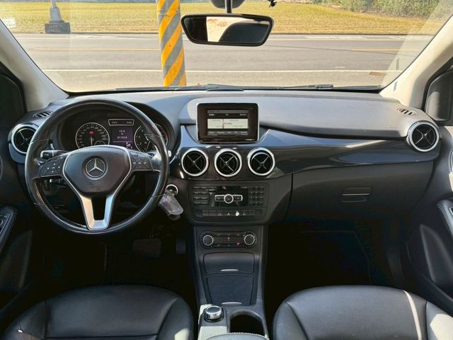 M-BENZ賓士 B180  第5張相片