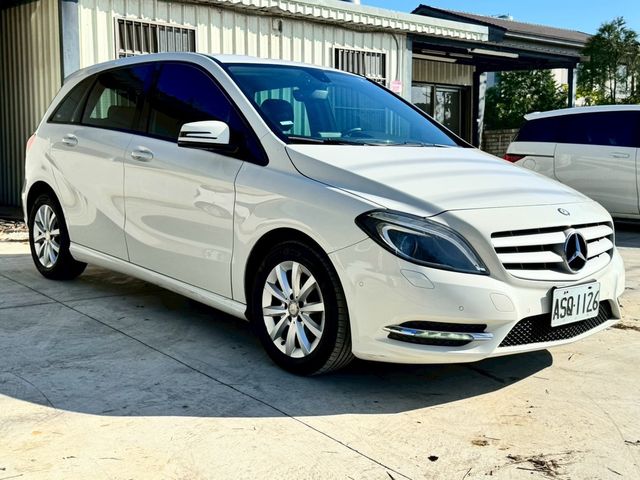 M-BENZ賓士 B180  第13張相片