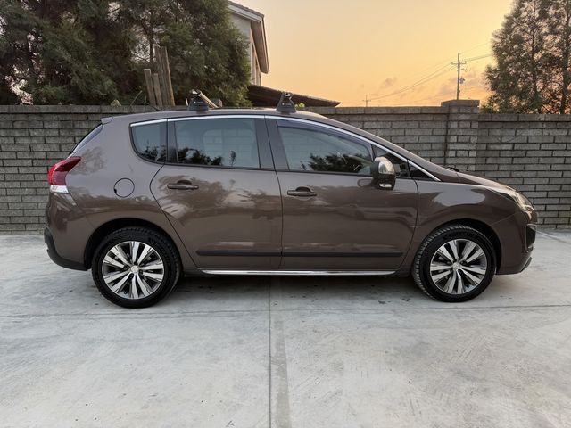 PEUGEOT寶獅 3008  第13張相片