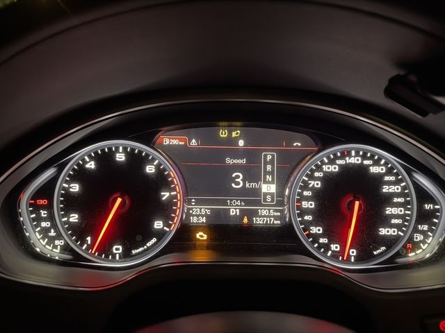 AUDI奧迪 A8  第18張相片