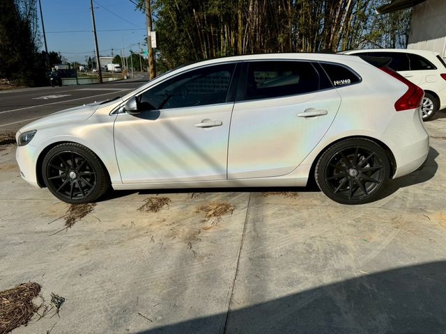 VOLVO富豪 V40  第7張相片