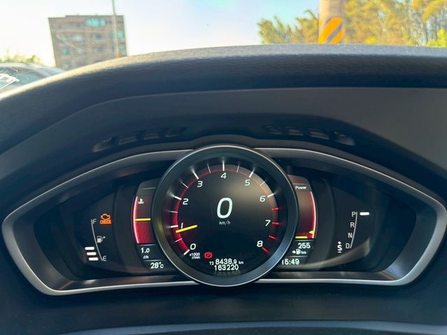 VOLVO富豪 V40  第12張相片