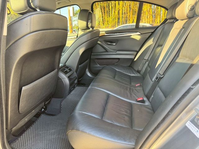 BMW寶馬 528I  第7張相片