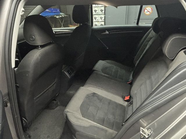 VOLKSWAGEN福斯 GOLF  第9張相片