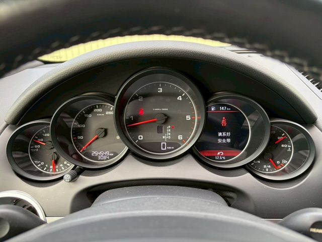 PORSCHE保時捷 CAYENNE  第20張相片