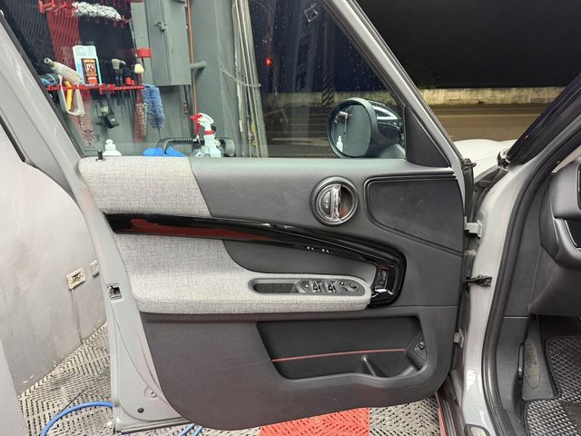 MINI迷你 COUNTRYMAN  第14張相片