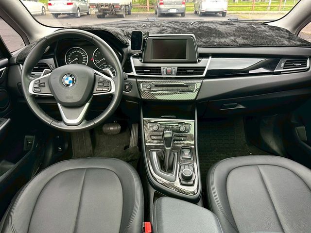 BMW寶馬 220IGT  第5張相片