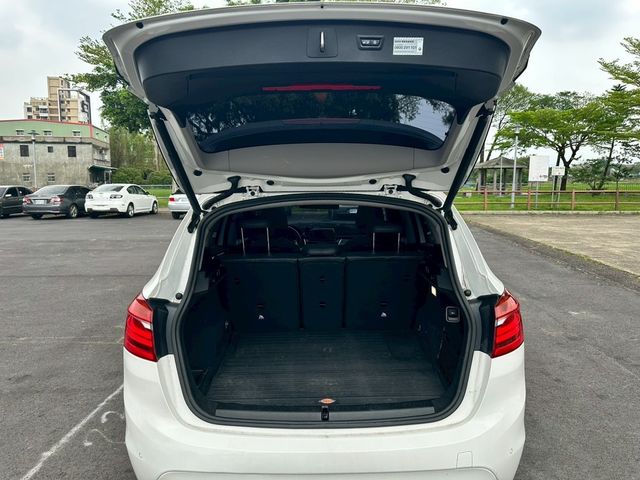 BMW寶馬 220IGT  第7張相片