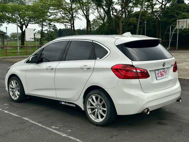 BMW寶馬 220IGT  第18張相片