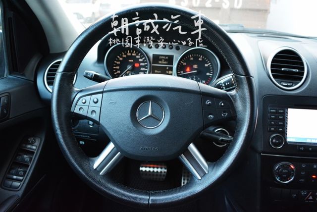 ⭐️桃園車讚安心好店⭐️ 跑少！ML350  第6張相片
