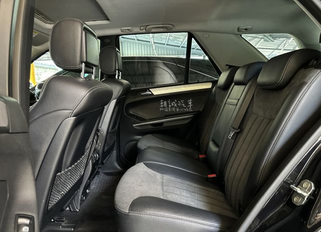 ⭐️桃園車讚安心好店⭐️ 跑少！ML350  第17張相片