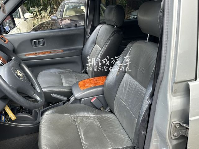 ⭐️桃園車讚安心好店⭐️跑少 便宜 自排廂車  第4張相片