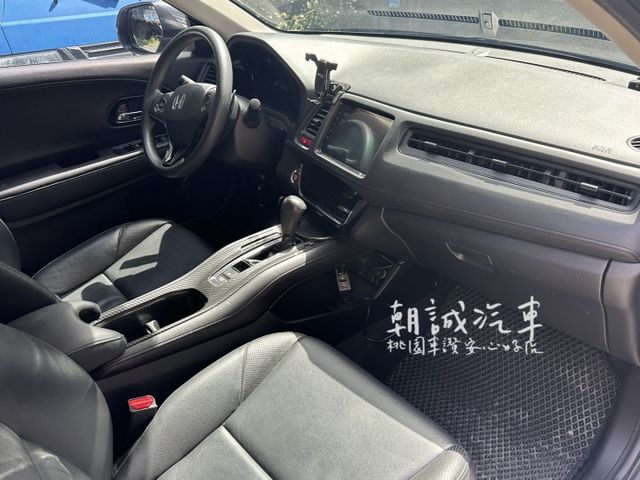 ⭐️桃園車讚安心好店⭐️ 僅６萬里程！VTi-S版  第3張相片