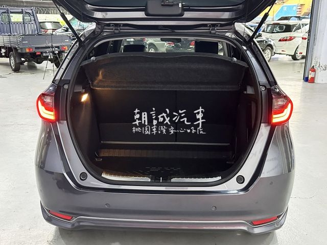 ⭐️桃園車讚安心好店⭐️ 一手車 跑少 加裝皮椅！  第3張相片