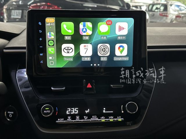 ⭐️桃園車讚安心好店⭐️一手車 尊爵油電版  第5張相片