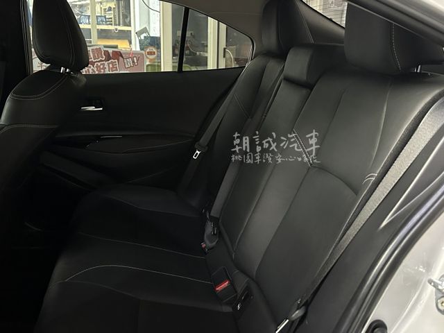 ⭐️桃園車讚安心好店⭐️一手車 尊爵油電版  第8張相片