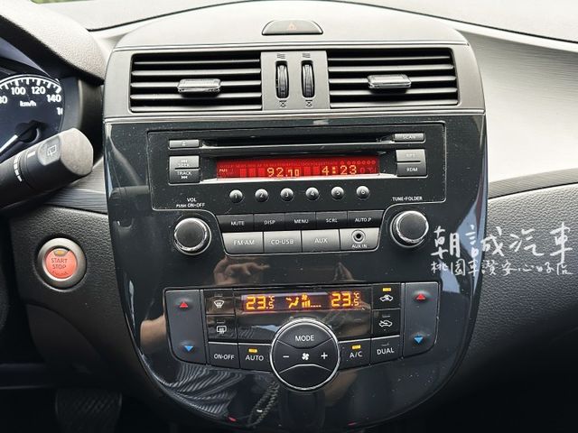 ⭐️桃園車讚安心好店⭐️里程少！原鈑件  第6張相片