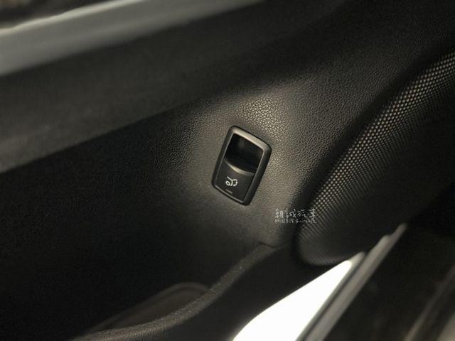 ⭐️桃園車讚安心好店⭐️ 跑少！ML350  第10張相片