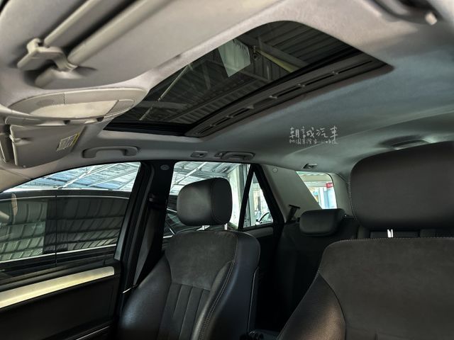 ⭐️桃園車讚安心好店⭐️ 跑少！ML350  第14張相片