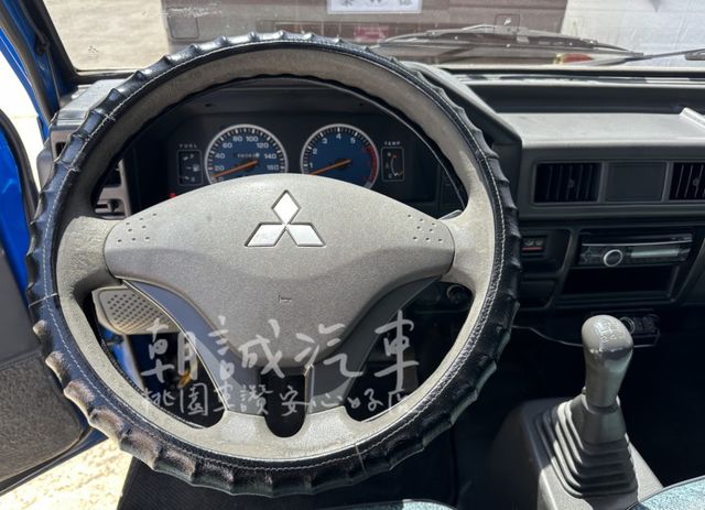 ⭐️桃園車讚安心好店⭐️ 一手貨車 2015年  第8張相片
