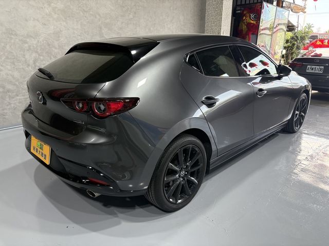MAZDA馬自達 MAZDA 3  第2張相片