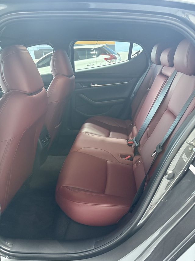 MAZDA馬自達 MAZDA 3  第4張相片