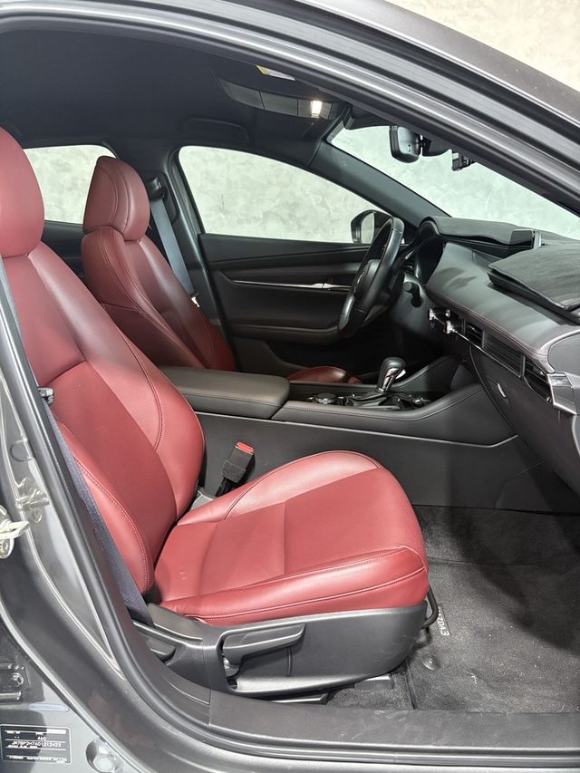 MAZDA馬自達 MAZDA 3  第5張相片