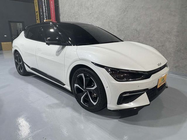 KIA起亞 EV6  第1張相片