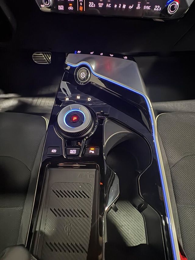 KIA起亞 EV6  第11張相片