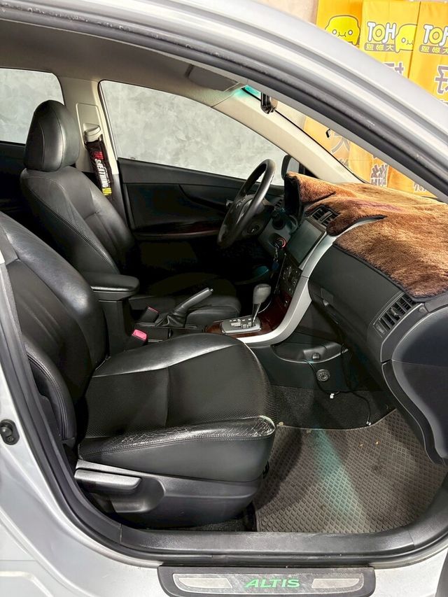 TOYOTA豐田 ALTIS  第12張相片
