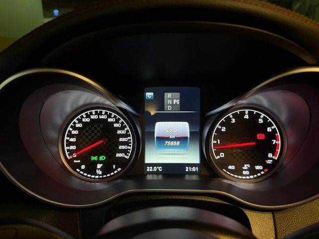 M-BENZ賓士 C450  第6張相片