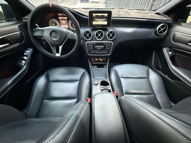 M-BENZ賓士 A180  第8張相片
