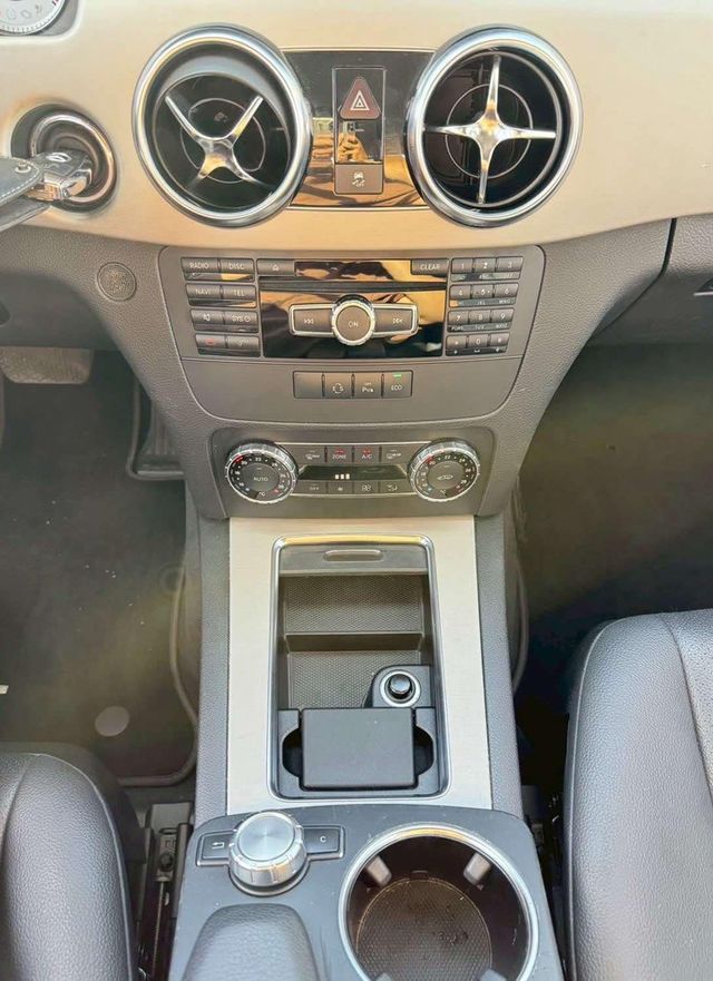 M-BENZ賓士 GLK220  第8張相片