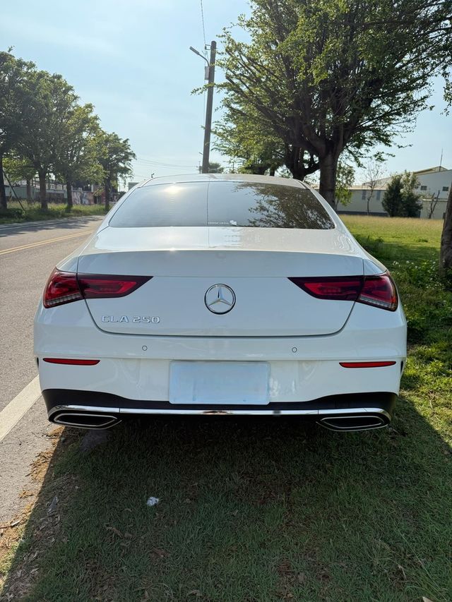 M-BENZ賓士 CLA250  第4張相片