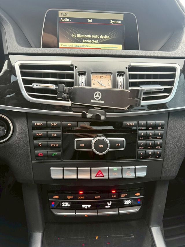 M-BENZ賓士 E220  第4張相片