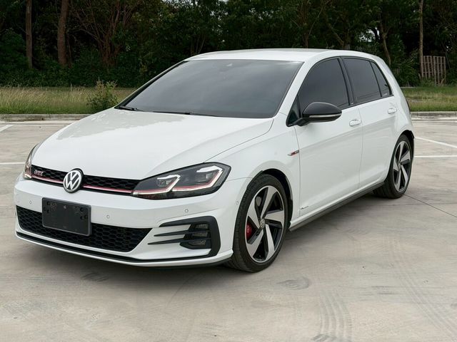 VOLKSWAGEN福斯 GOLF GTI  第1張相片