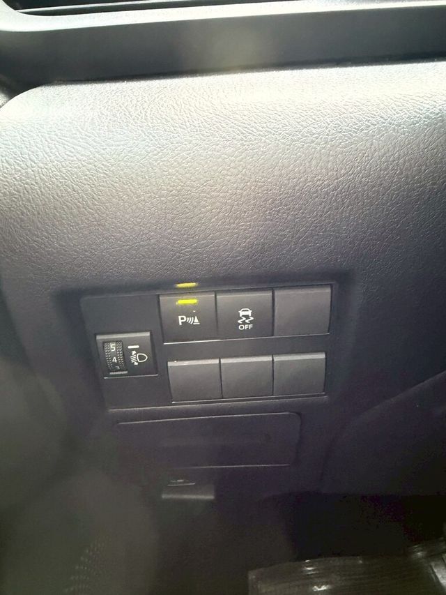 TOYOTA豐田 YARIS  第9張相片