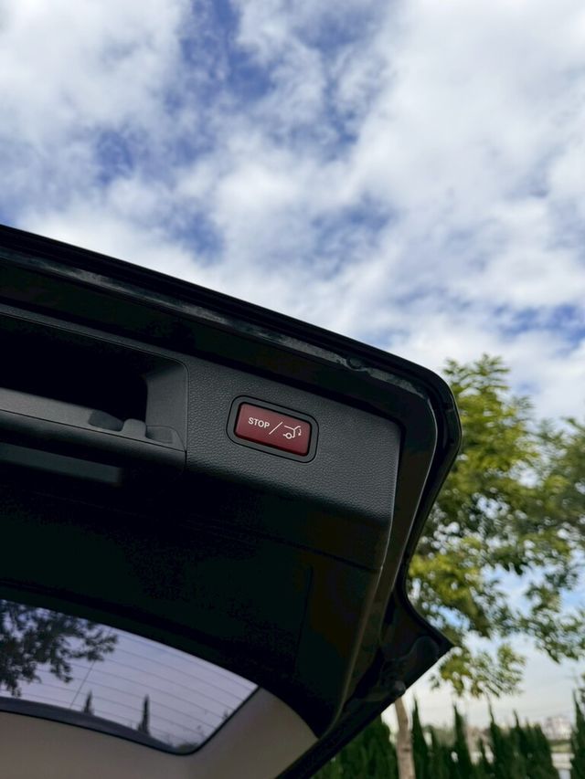 M-BENZ賓士 GLK220  第9張相片