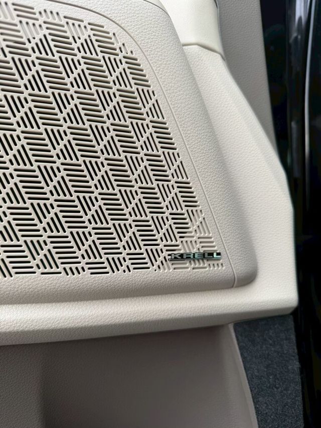 KIA起亞 CARNIVAL  第13張相片