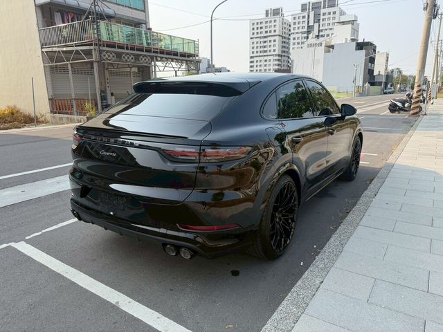 PORSCHE保時捷 CAYENNE  第2張相片